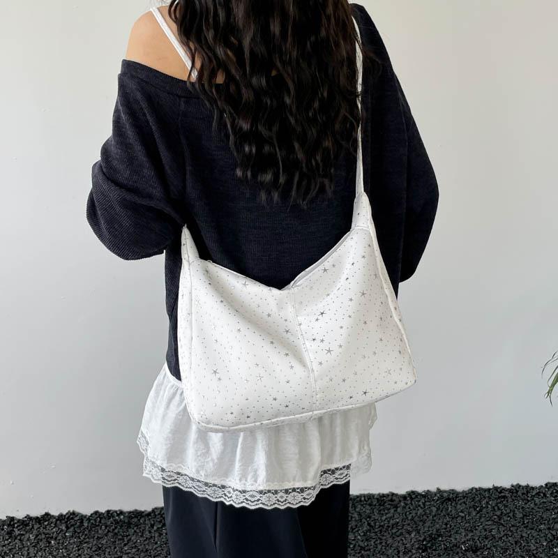 Korean niche star printed shoulder bag Korean largecapacity messenger bag casual pleated commuter fresh tote bag