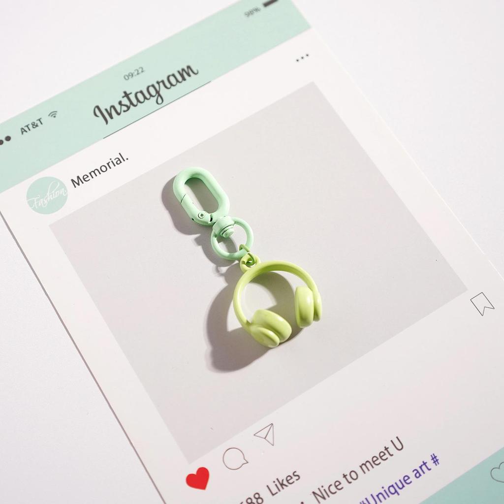 Cute Cartoon Earphone Keychain Pendant and Bag Charm