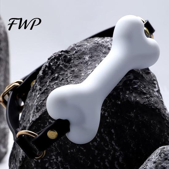 Fun Atmosphere Accessory Bondage Mouth Gag, Dog Bone Breathable Ball Gag with Adjustable Strap for Couples Couples, Adult BDSM Role Play Toy