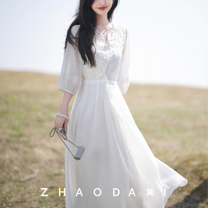 Summer New Solid Color Maxi Dress Women V-neck Three Quarter Fashion Dresses Elegant Embroidered Patchwork Lacing Chic Vestidos