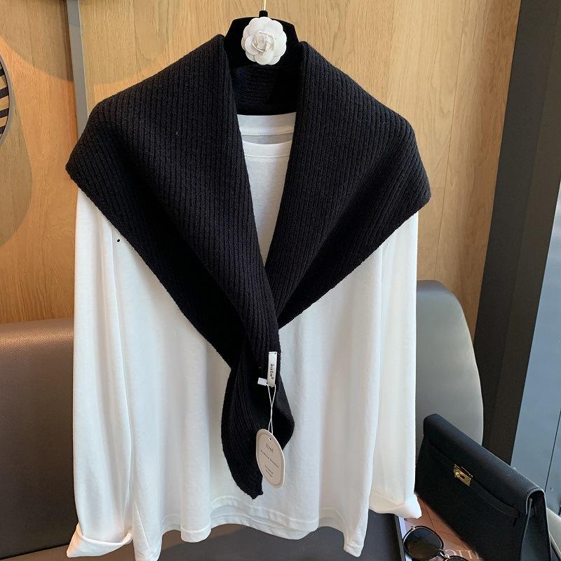  New Fashion Korea Styles Knitted Triangular Scarf Women Winter Warm Headscarf Shawl Sold Color Neckerchief Kerchief Hijab