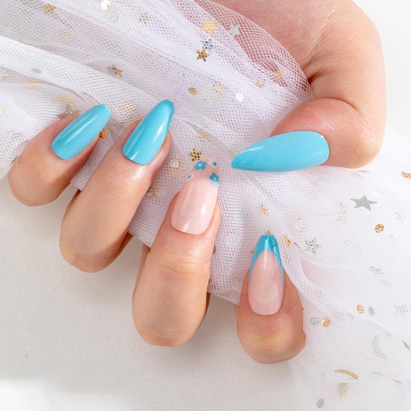 

Spicy Girl Blue Floral Press-On Nails with Jelly Glue Glue Type