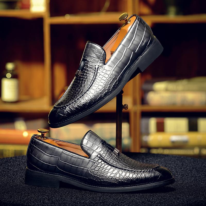 Fashion Size 39-46 Business Men Loafers British Casual Fashionable Office Leather Shoes European American Gentleman's Social Shoes Men