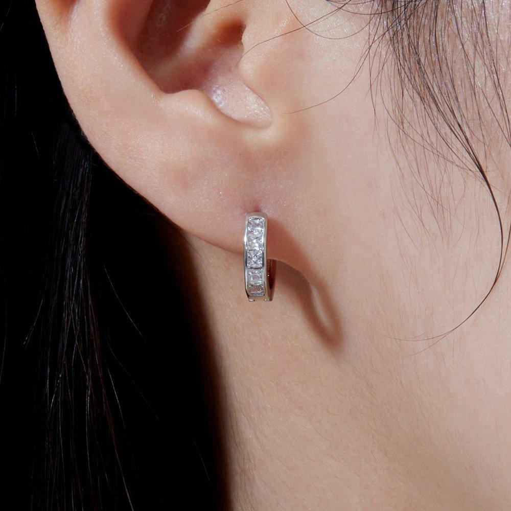[Park So-hyun, Wearing Ichilin Easy] 14kgf Bold Ring Cubic One-Touch Earrings Silver 925 Ear0084