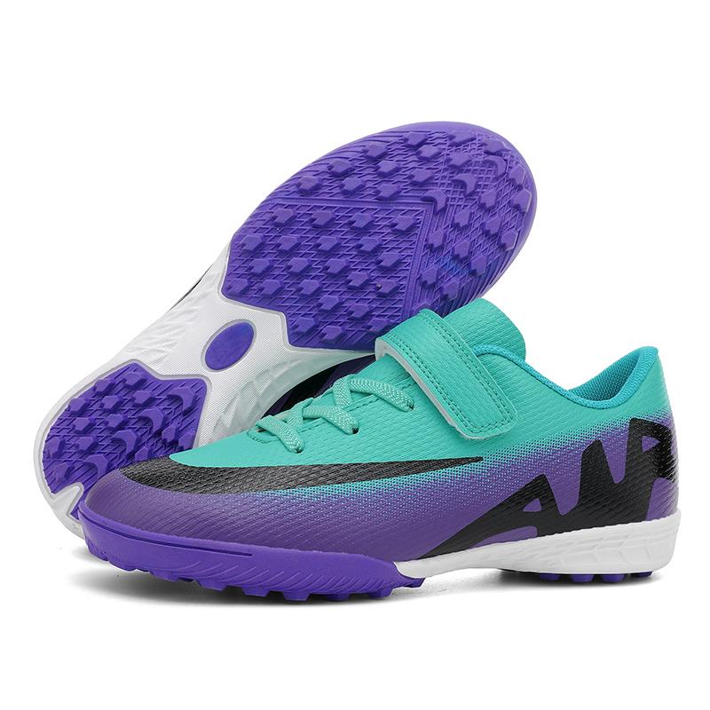 

New Kid Soccer Shoes Match Comfortable Football Boots TF Sneakers Non-Slip Boys Professional Ultralight Sports Shoes Unisex 35