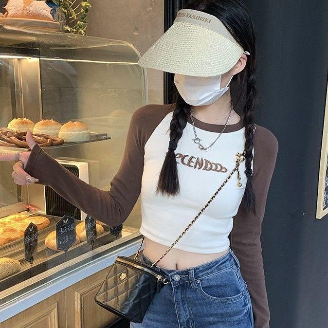 Spice girl navel short embroidery contrasting color splicing T-shirt early autumn shoulder BM style design sense long sleeve tight top women