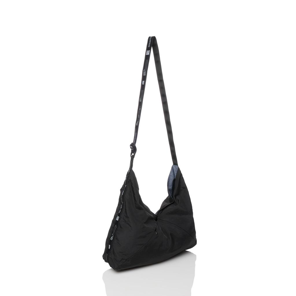 Cuco New Logo Tape X Wrinkled Nylon One-Shoulder BagA4 Fits 2413111204 Black (019)
