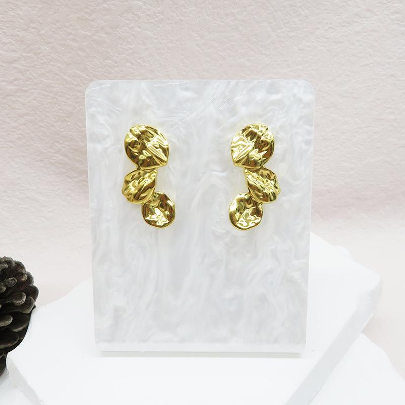 

18K Gold Textured Leaf Design Stainless Steel Retro Stud Earrings 18K