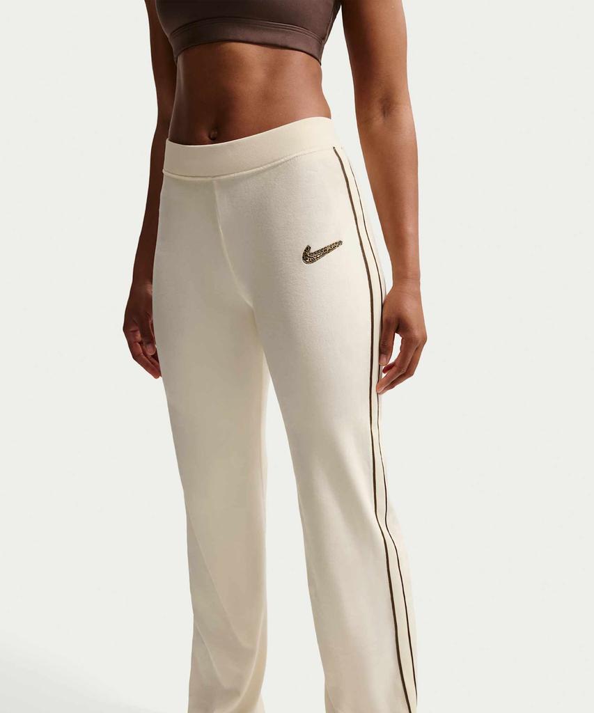 Nike Sportswear Velour Pants W - Coconut Milk / Iq0679-113