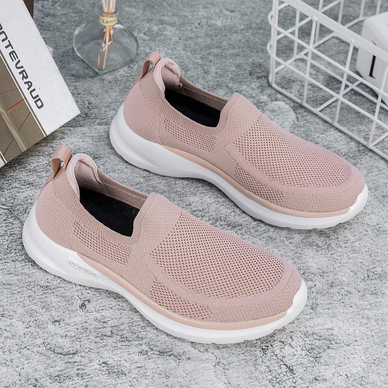 22 new comfortable walking shoes breathable cloth shoes soft-soled medium shoes 35