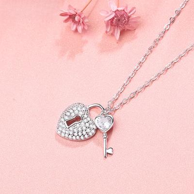 Diamond-encrusted Love Key Necklace Female Creative Versatile Collarbone Chain Light Luxury Niche Ins Trend Jewelry