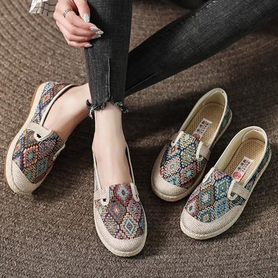 Damen Stoffschuhe Damen Retro Casual Mutter Weiche Sohle Low-Top Atmungsaktiv Mode Leicht Einzelne Schuhe