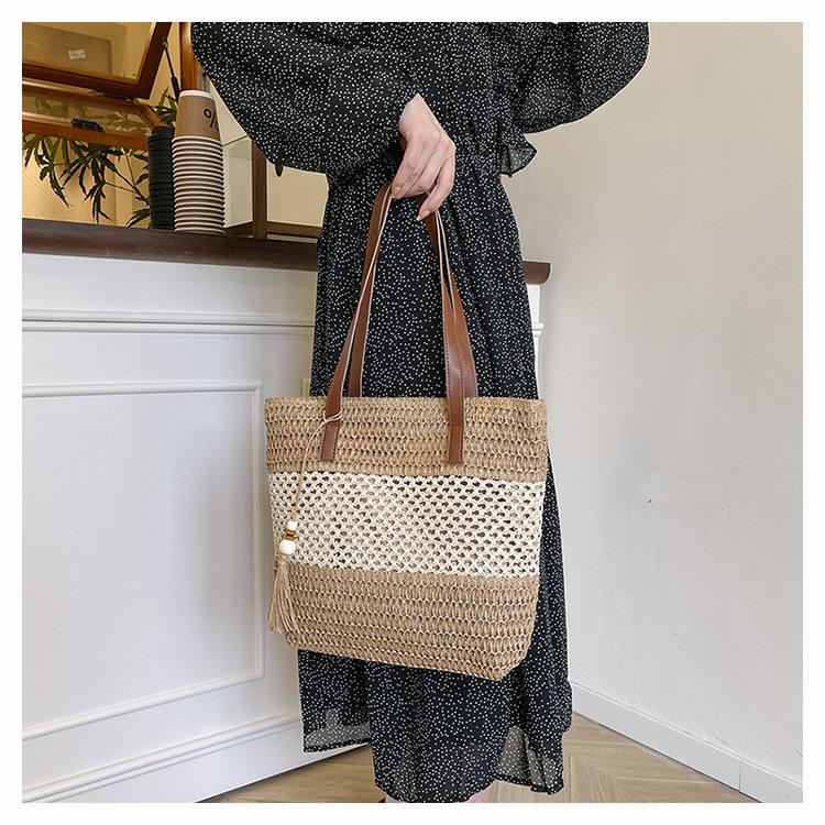 Handwoven Straw Tote Bag for Women Summer Beach Vacation Style Picnic Handbag CLE