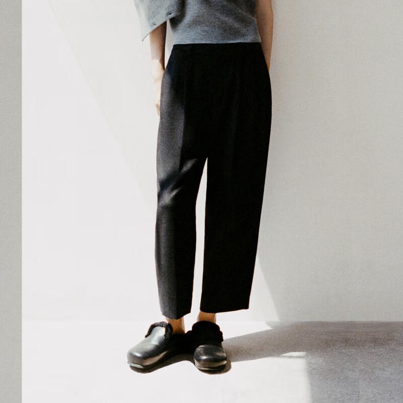 

LESS Women s Silk-Wool Blend Tapered Cropped Pants L