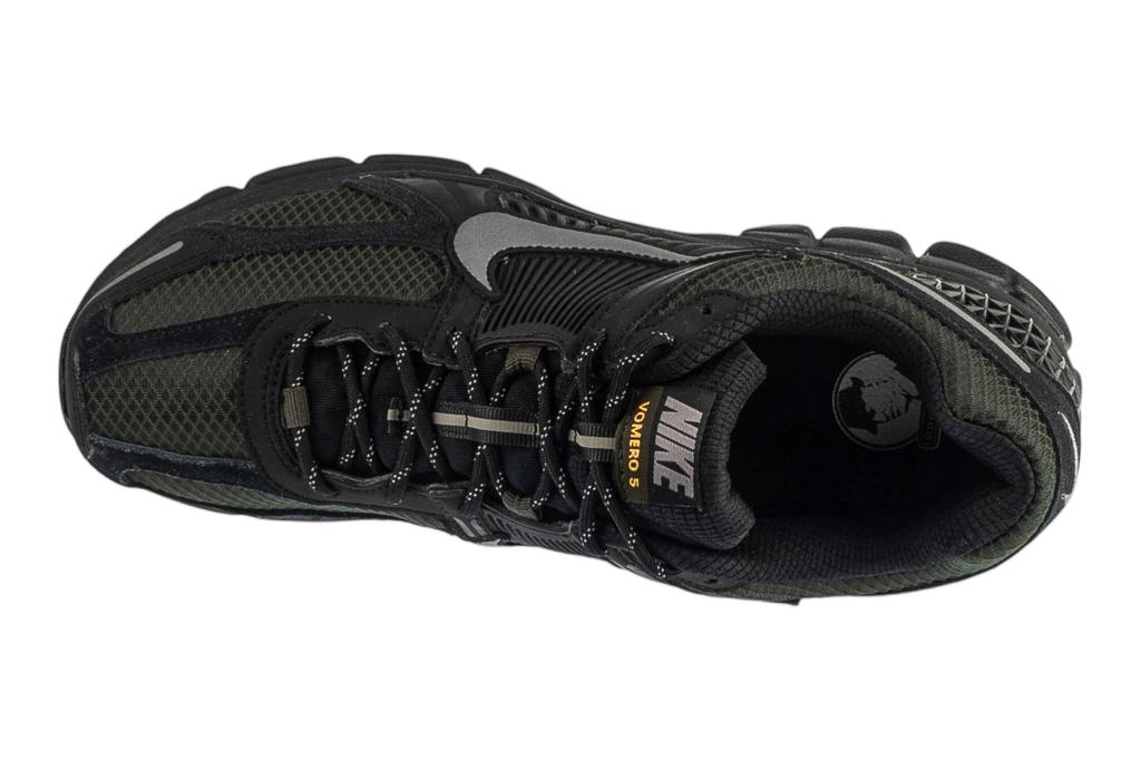 Nike Zoom Vomero 5, Mens green Running shoes