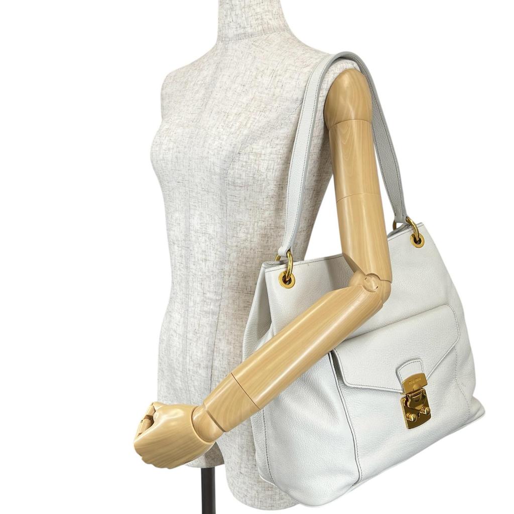MIUMIU 5BC001 Shoulder Bag white Women used