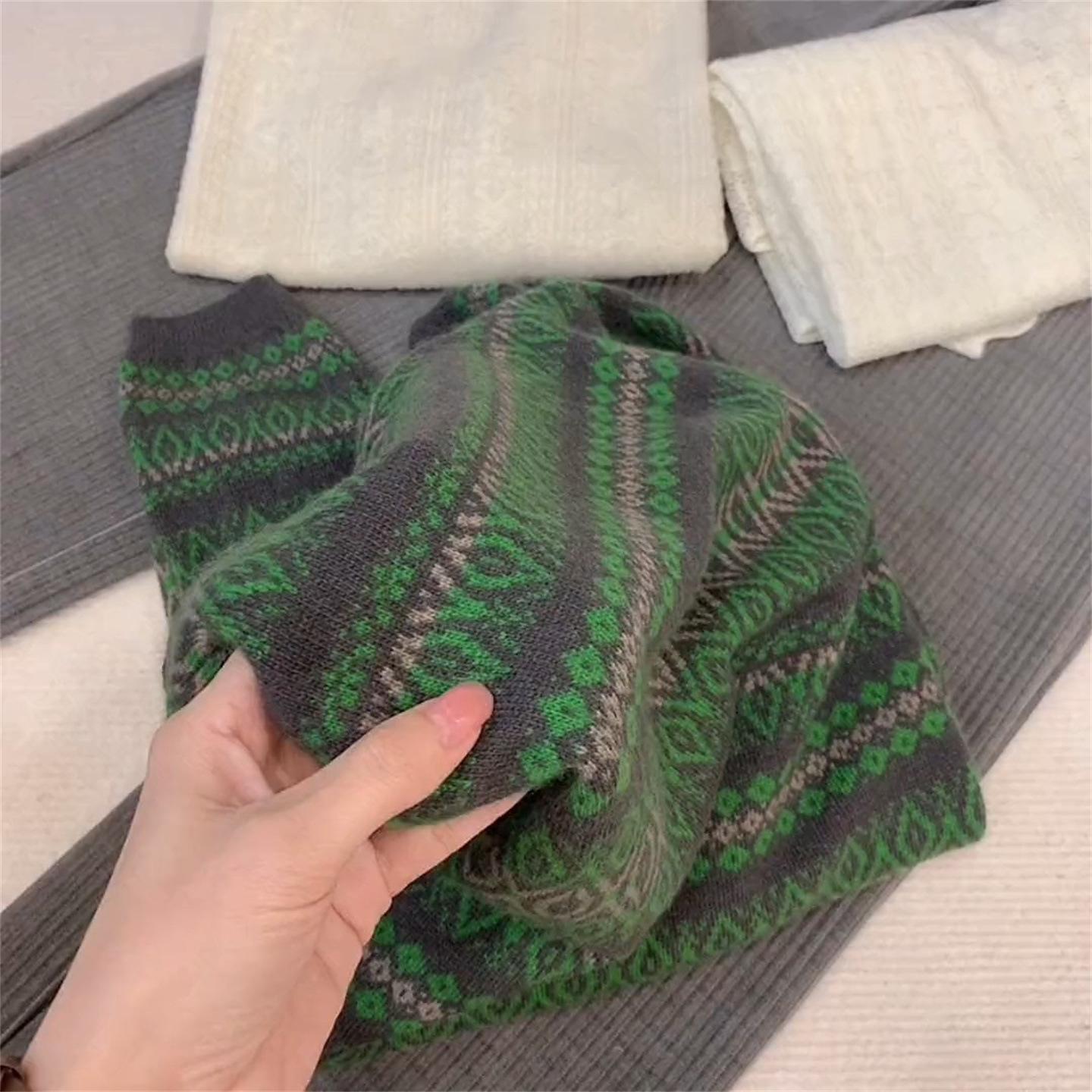 Chic Winter Fair Isle Sweater: Korean-Style Retro Jacquard Knitwear for Women L (105-115 jin)