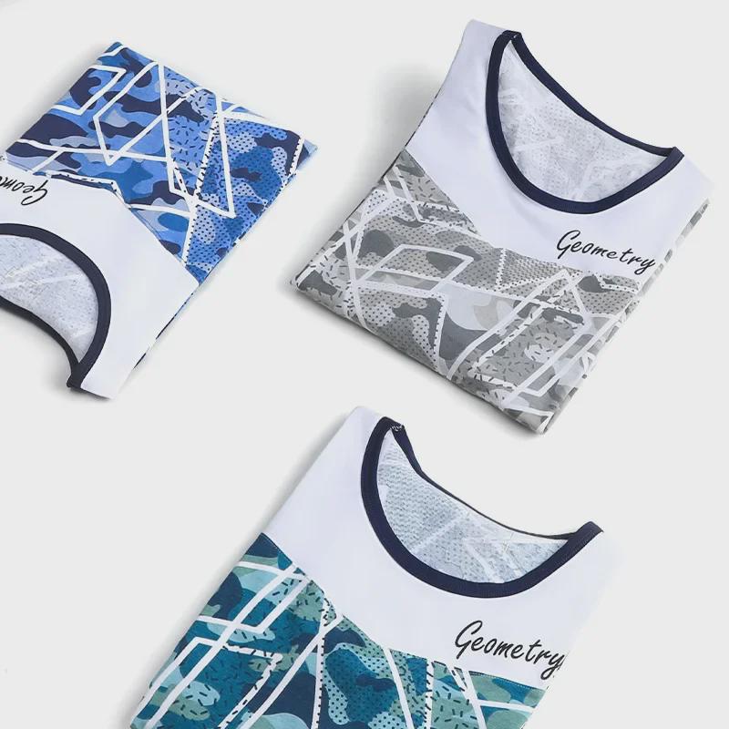 Men's Lightweight Cotton Crew Neck Top - Comfortable, Breathable, Fitted Youth Essential for Autumn.