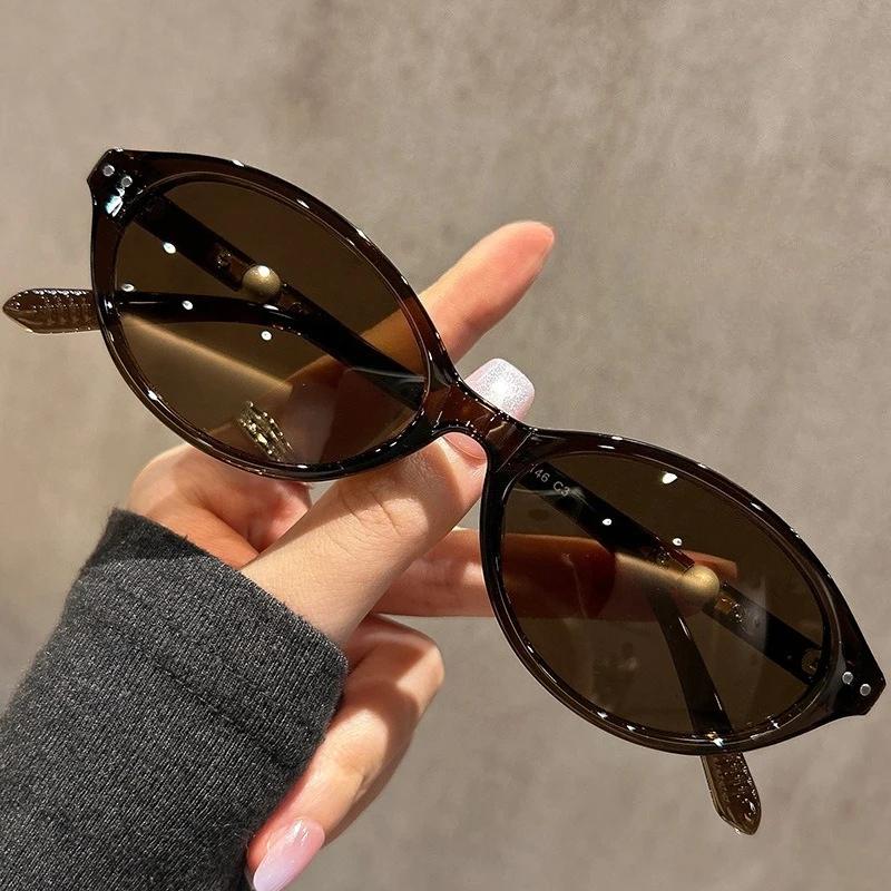 Fashionable Women's Small Oval Sunglasses UV Resistant Unisex for Party Beach Travel Riding
