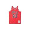 Mitchell & Ness Chicago Bulls Koszulka autentyczna wyjazdowa Finals 1995-96 Michael Jordan Karmazynowa Unisex Streetwear AJY4GS18075-CBUSCAR95MJO