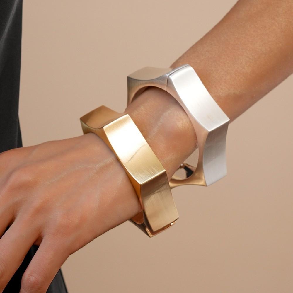 Zinc Zinc Alloy Metal Wide Open Bangle Matte/Glossy Exaggerated Bracelet Temperament Cuff Bangles  Gift