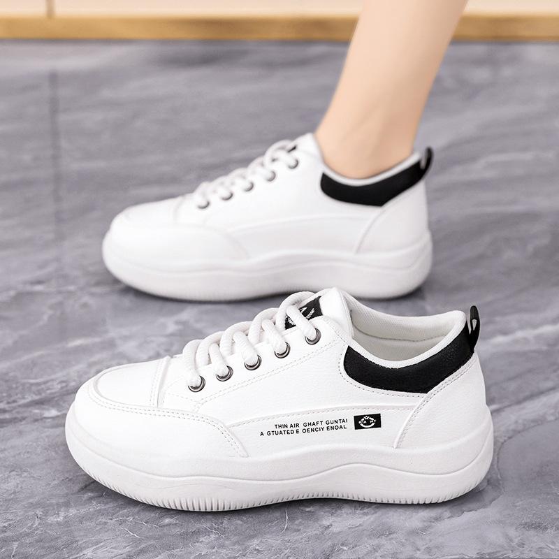 Spring and Autumn Women's Leather Versatile Comfortable Non-slip Mesh Lined Student Running Shoes
