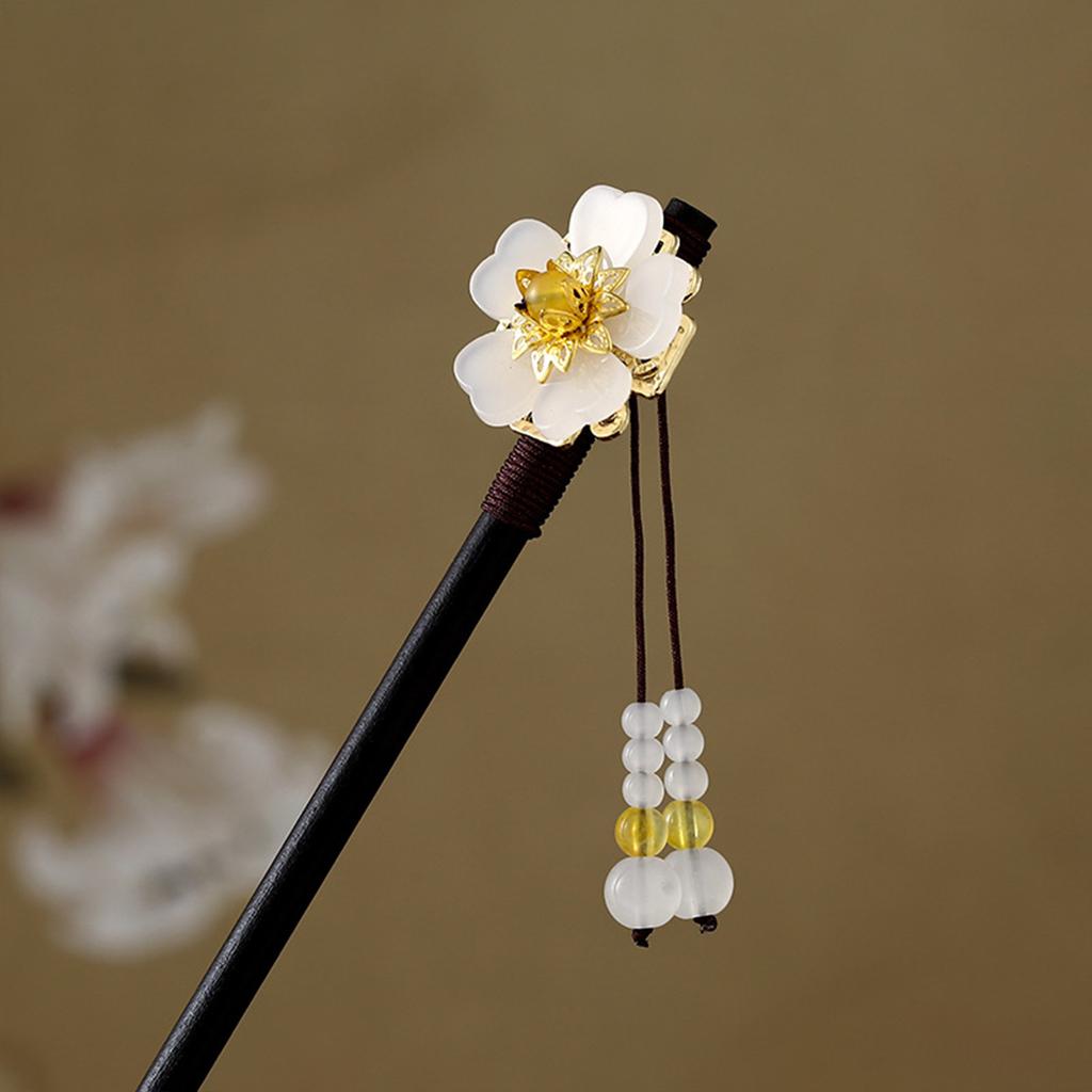 Retro Flower Hairpin For Women Chinese Style Floral Tassel Hair Stick Elegant Vintage Wooden Hairpin Girls Hair Accessories 1pc