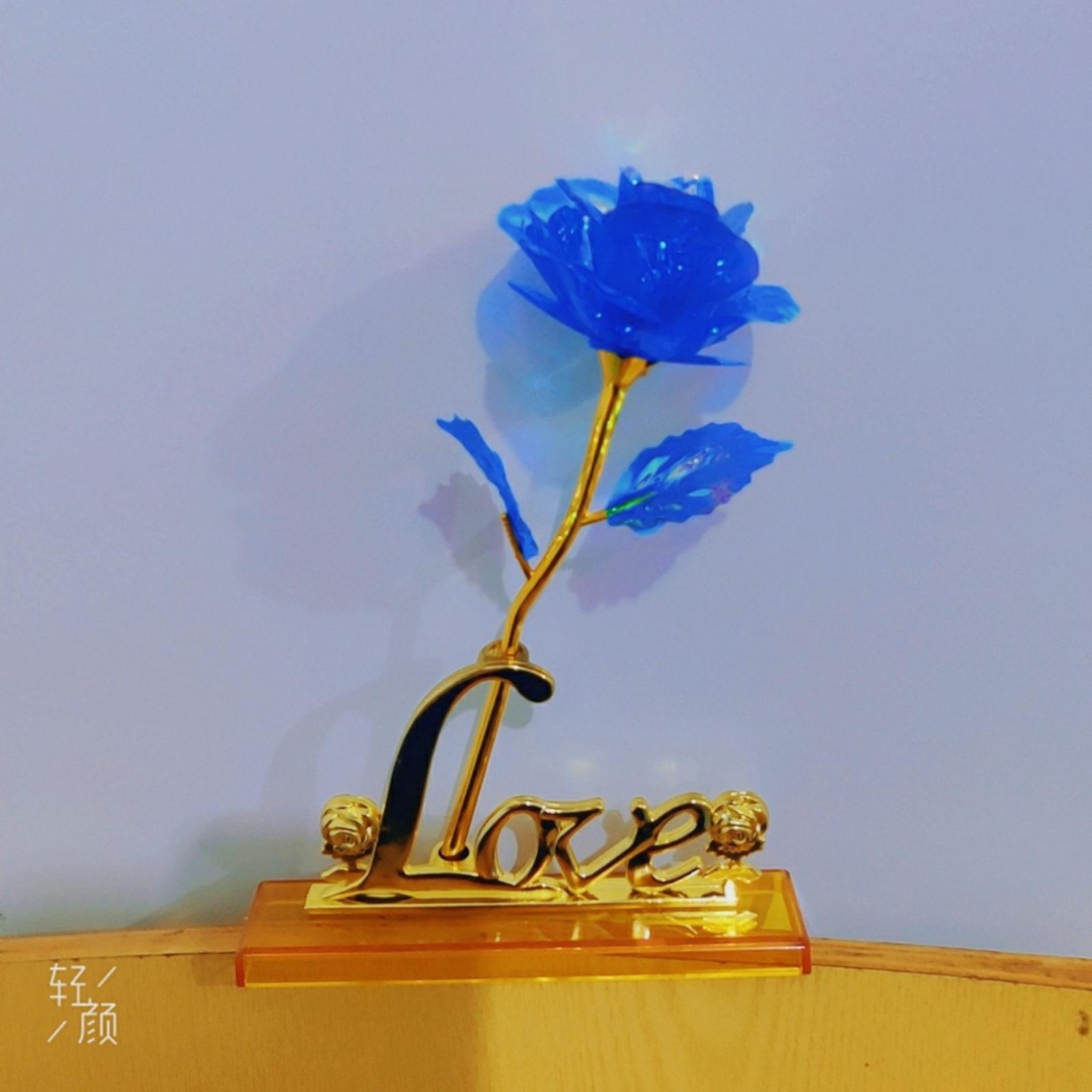 

Фольгированные розы, Подарок из золотых фольгированных роз One Size