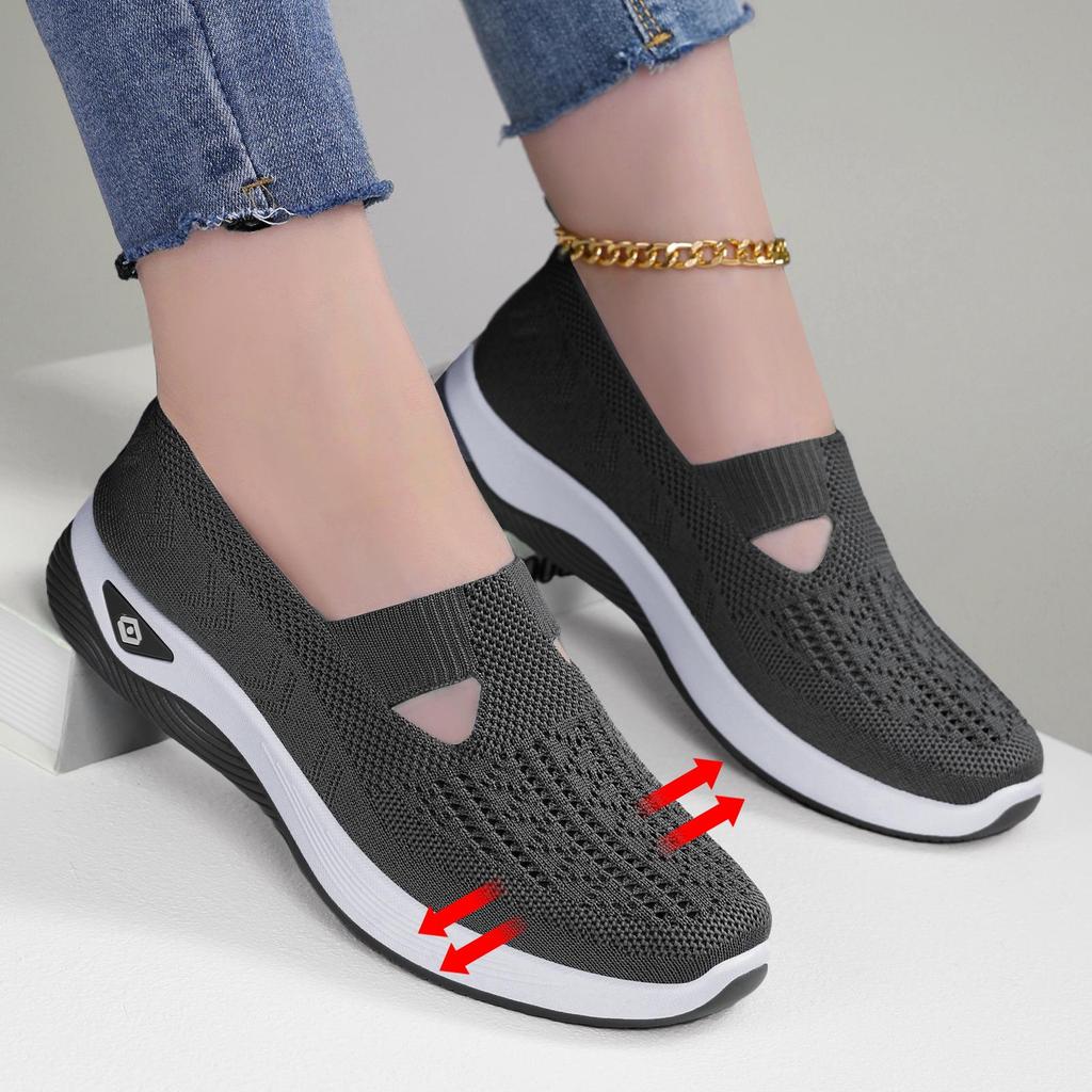 Women's Large-Size Breathable Mesh Shoes with Soft Soles for Comfort