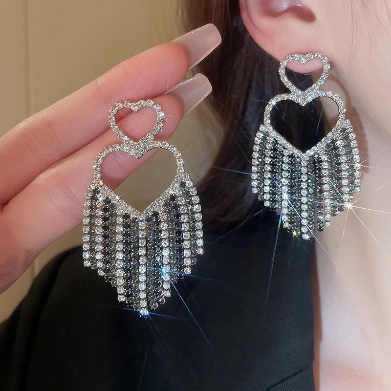 S925 Silver Needle Rhinestone Tassel Earrings - Exquisite Long Claw Chain with Colored Diamonds, European & American Style