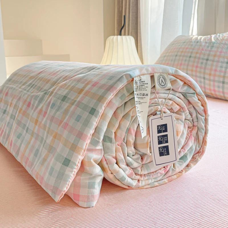 Cotton Summer Quilt Air Conditioning Quilt Soybean Fiber Filling Thin Comforter Nordic Ins Style Duvet Blanket Bed Four Seasons