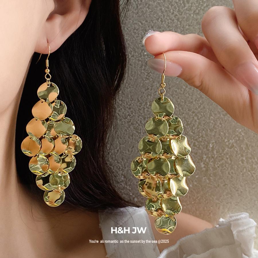 European and American irregular leaves hollow fringed ear hooks temperament high-end earrings niche simple earrings