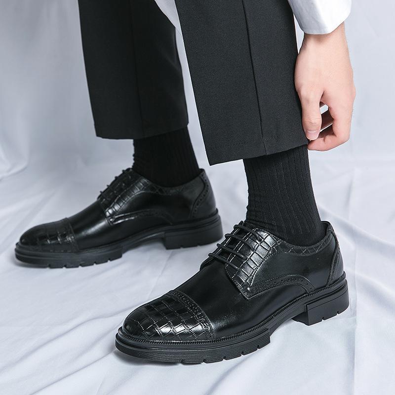 Herrenschuhe 46 große Größe neue Freizeitschuhe aus Leder Mode Britischer Stil Business-Anzugschuhe Trend Bräutigam Hochzeitsschuhe