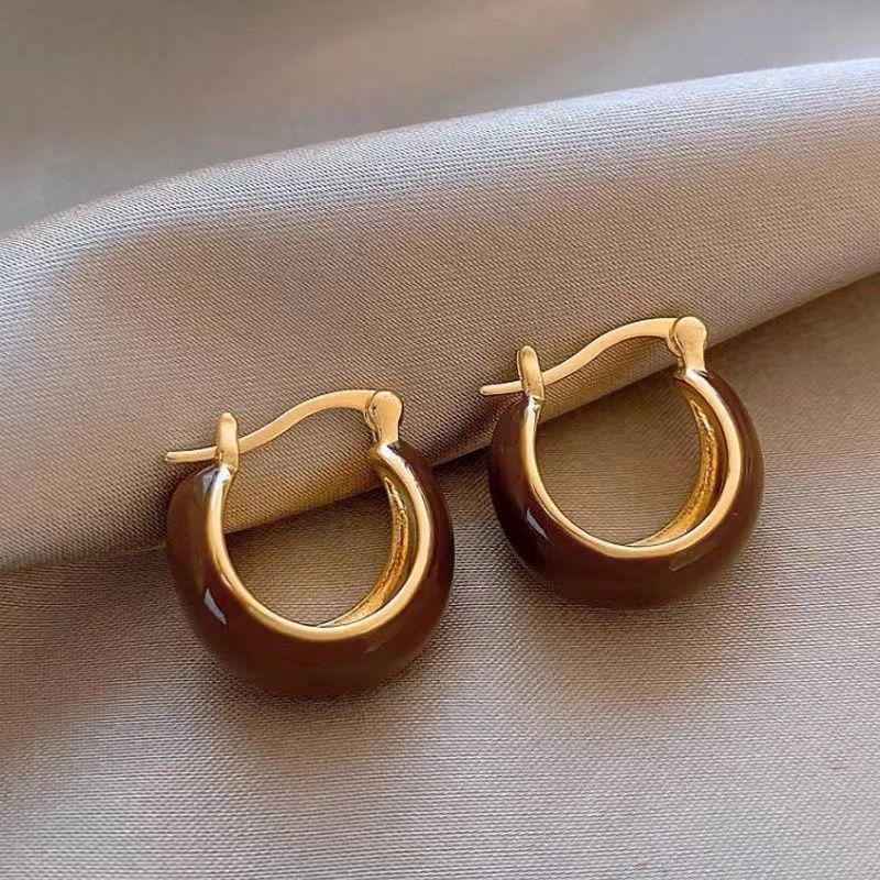 Autumn/Winter 2025 Y2K Retro Women's Ear Cuffs: Stylish, High-End Niche Design Earrings