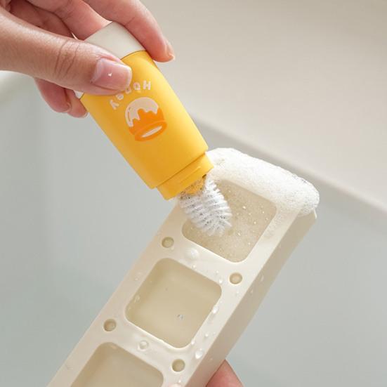Set di spazzole per la pulizia con manico esteso antiscivolo a forma di orso, spazzola in silicone per bottiglie, pulitore per tettarelle e cannucce, strumento per l'alimentazione del bambino