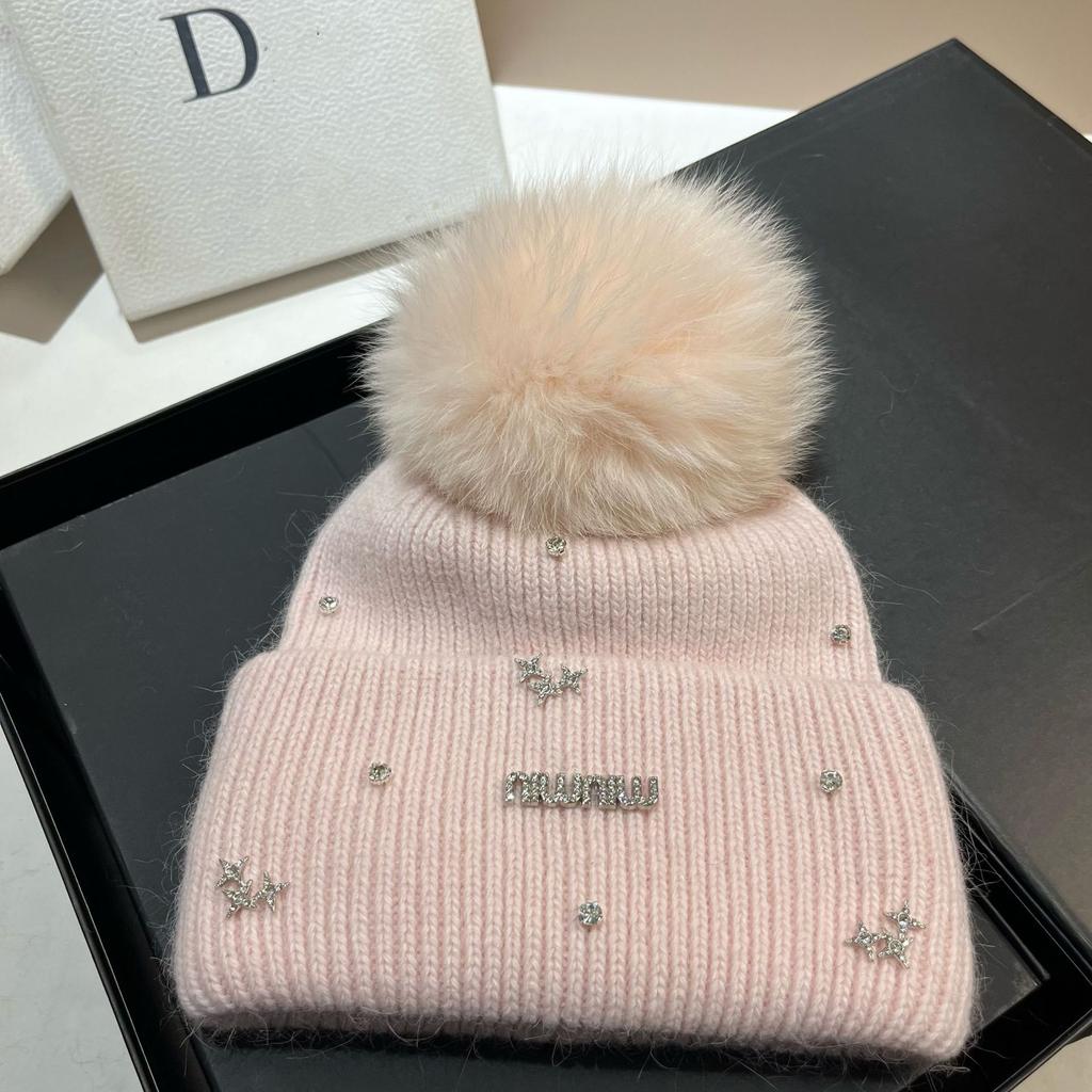 Light Luxury Rhinestone Min Small Fragrant Style Design Big Hairball Knitted Hat Winter Sweet Plush Warm Rabbit Fur Wool Hat