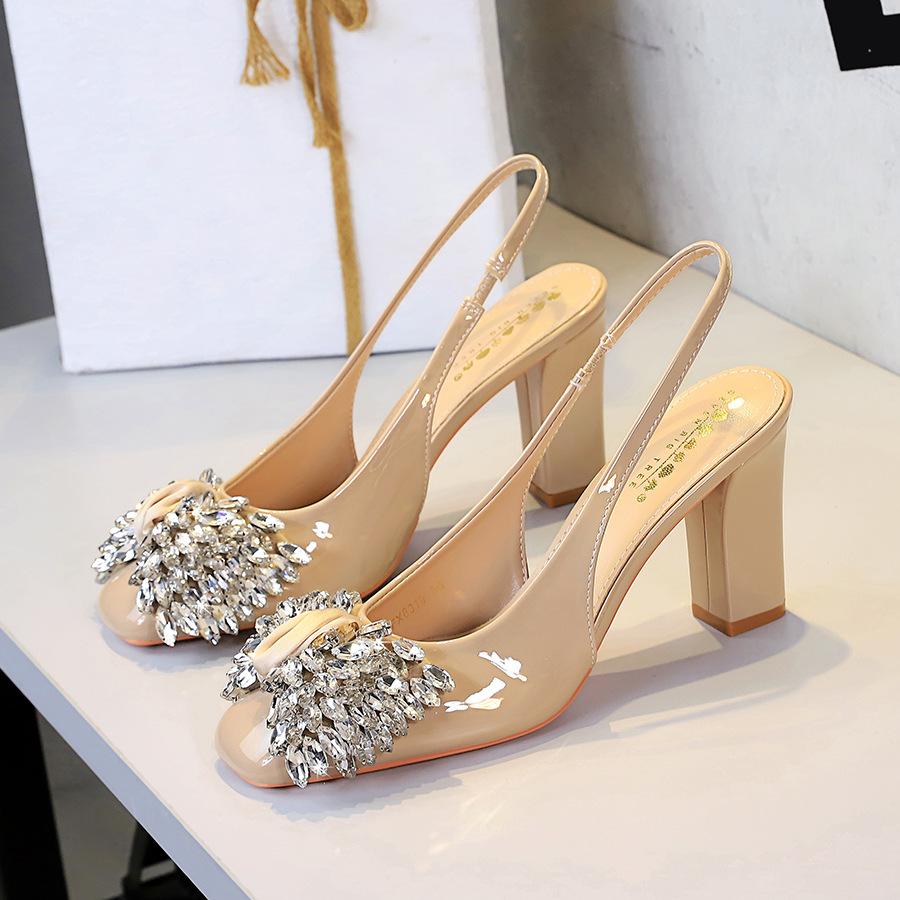8.5cm Banquet Shallow Mouth Square Head Patent Leather Women's Shoes Shining Rhinestone Bow Thick Heel Back Strap Single Shoes