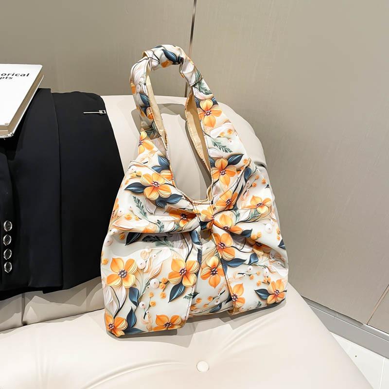 

Принтованная сумка под мышкой 2025 лето новая маленькая свежая литературная модная простая большая вместимость нишевый дизайн сумка на плечо жёлтый