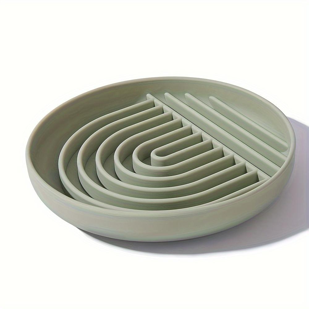 1Pc Choke-Free Slow Feeder Dog Bowl-Durable Silicone Licking Plate with Mind-Boosting Puzzle Design -Anti-Overturning Snack Dish