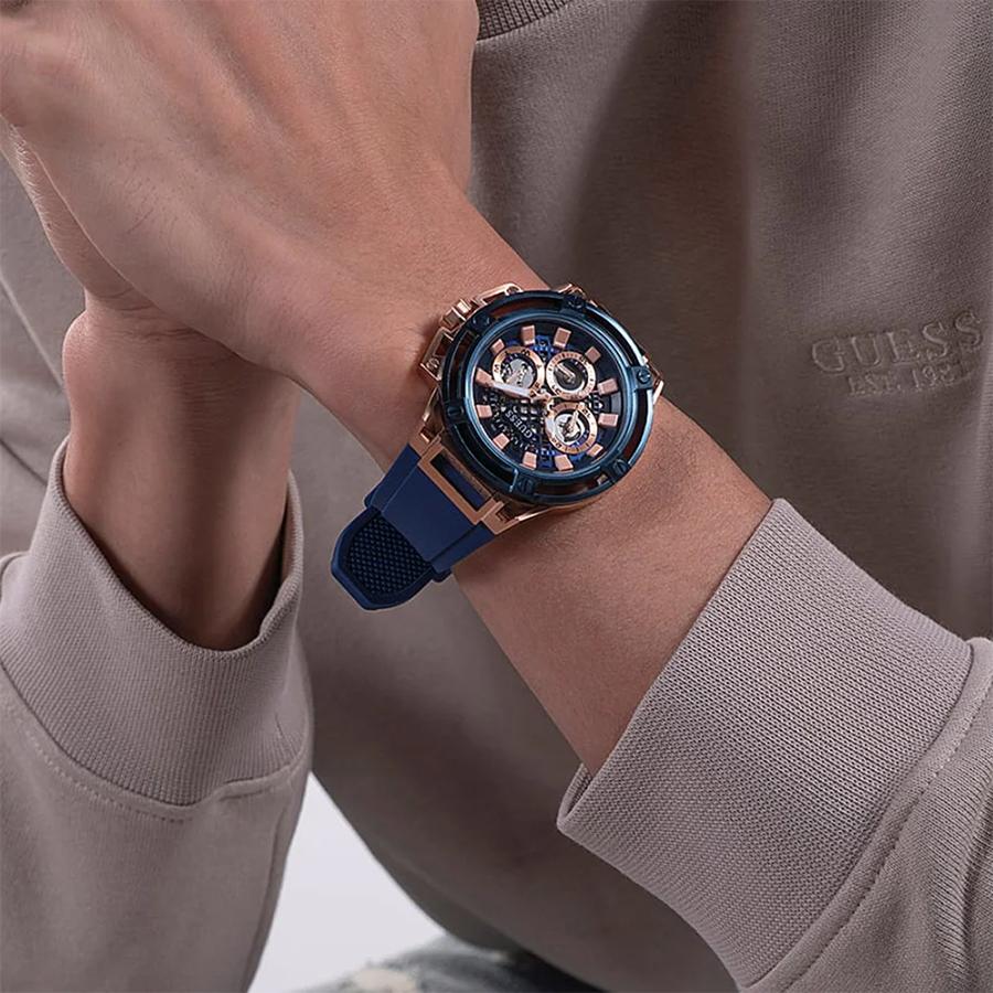 Guess Men's Quartz Watch with Three-Hand Silicone Strap - GW0211G4