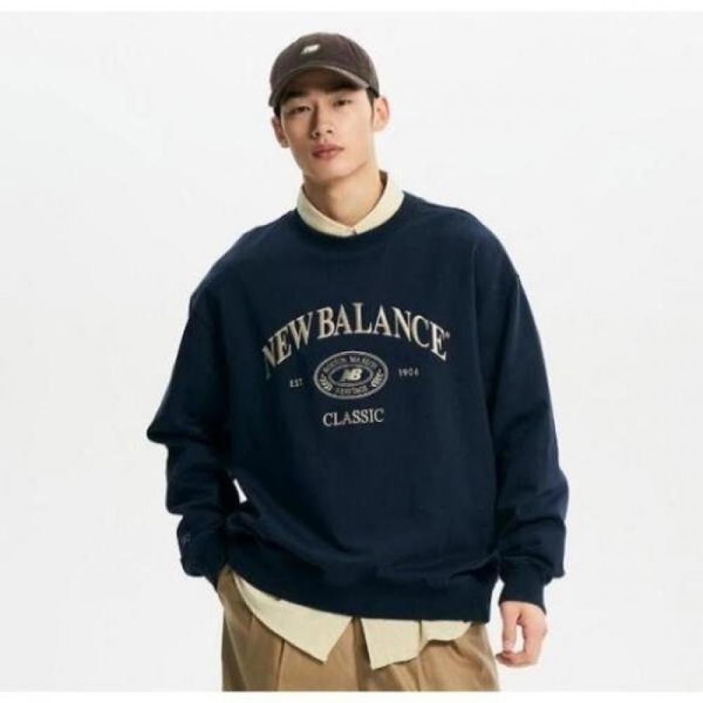 

New Balance Толстовка New Balance Uni Heriety Nbnce11113 59 Navy 100