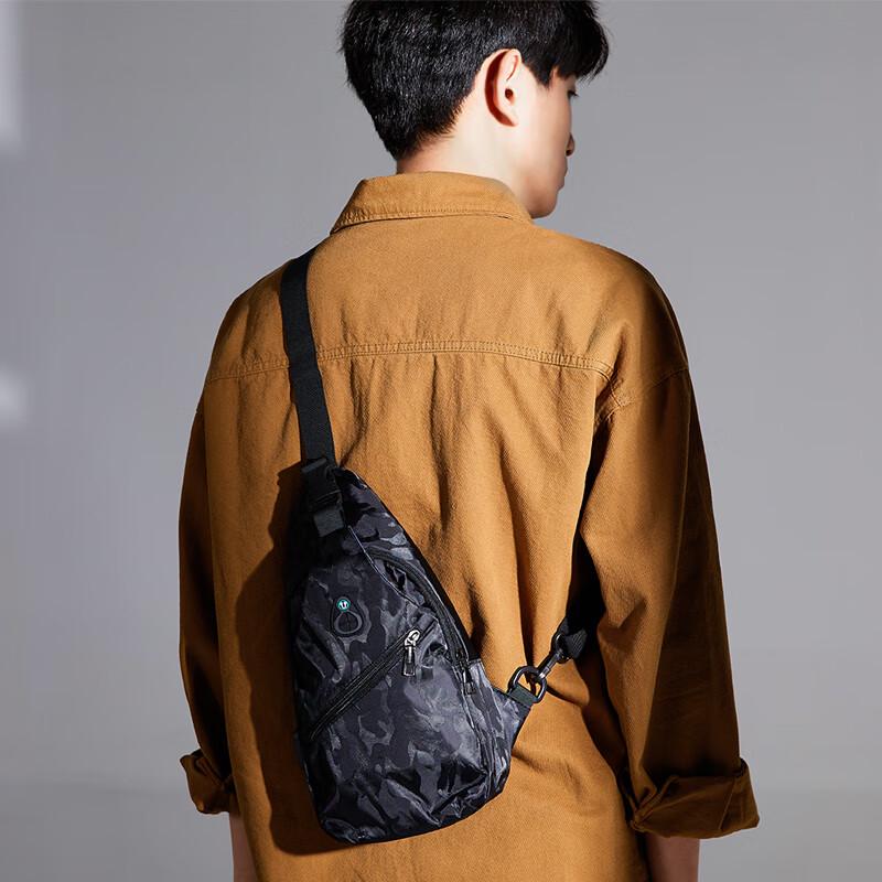 Męska wielofunkcyjna torba na klatkę piersiową Hengyuanxiang