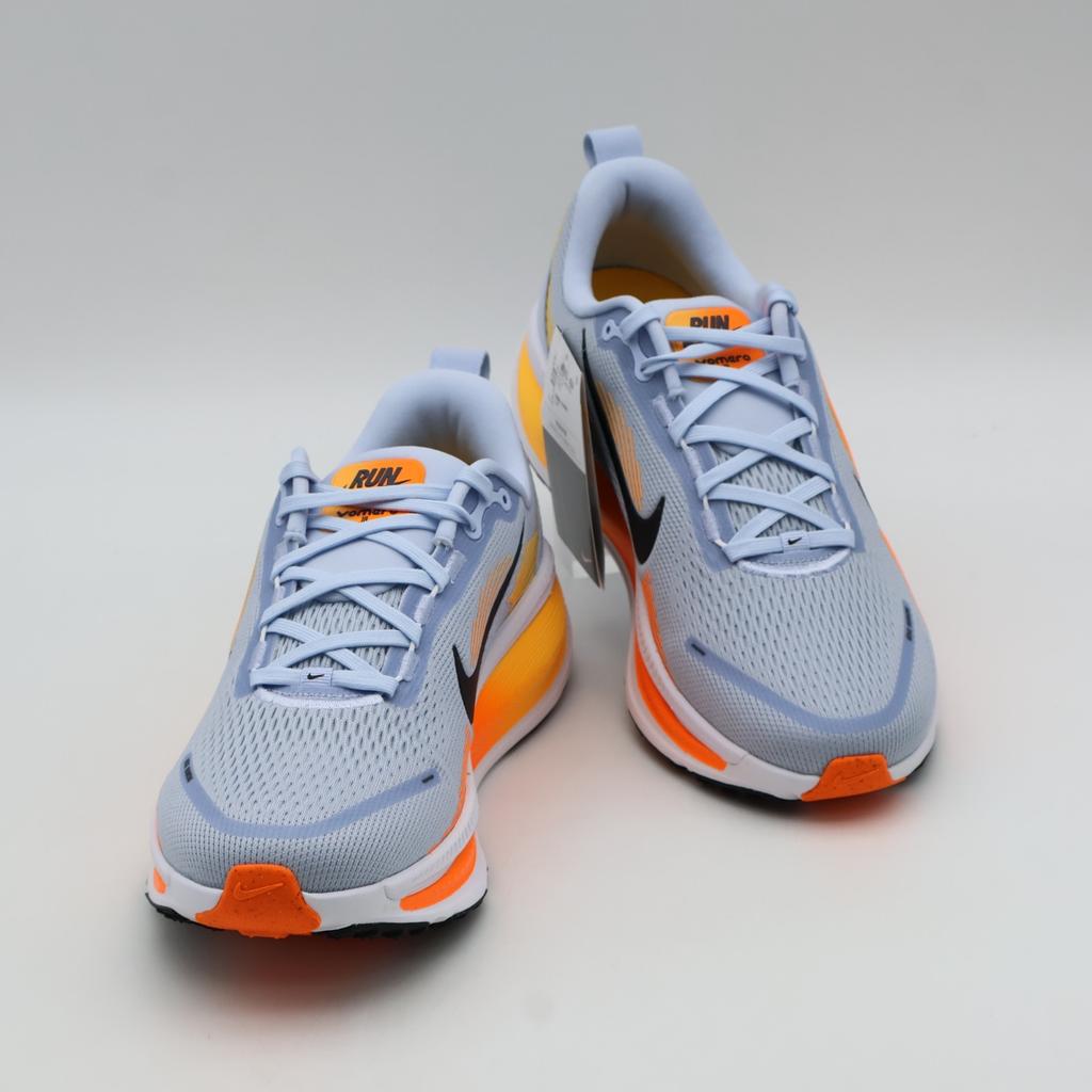 HM6803-404 Nike Vomero 18 "Hydrogen Blue/Laser Orange" (Uomini)
