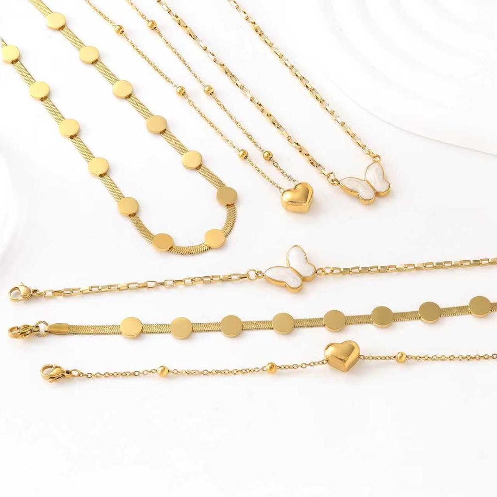 Versatile Retro White Butterfly Necklace & Bracelet Set for Women