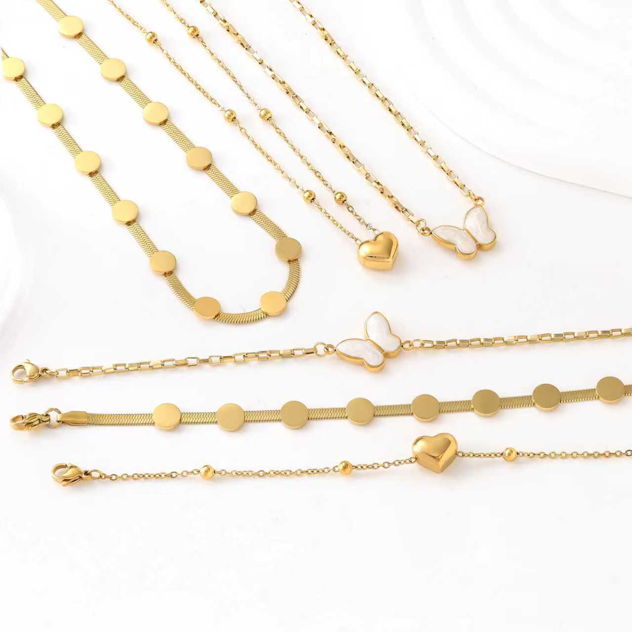 

Versatile Retro White Butterfly Necklace & Bracelet Set for Women Gold Heart Bracelet