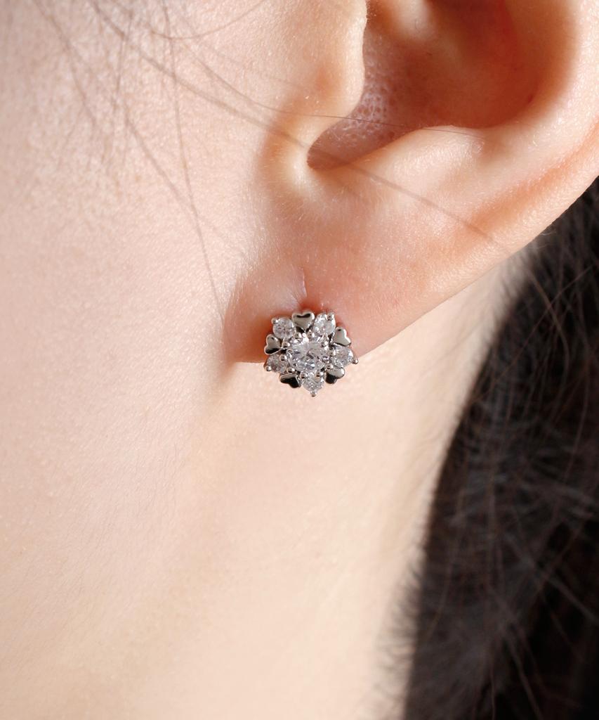 Noonoo Fingers [Silverpost] Heart Blossom Earrings