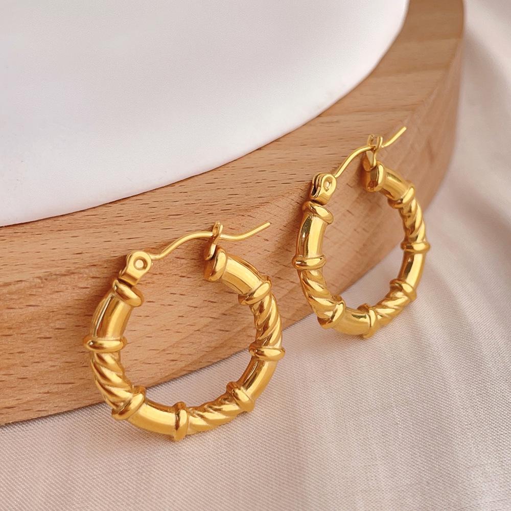 French Retro Gold-Plated 18k Titanium Steel Circle Hoop Earrings for Women - Non-Fading Christmas Gift