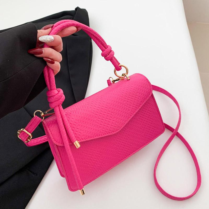 Stylish Retro Commuter Women s Shoulder Bag 2023 New Arrival Women s Bag Pure Color Trendy Crossbody Bag розовый