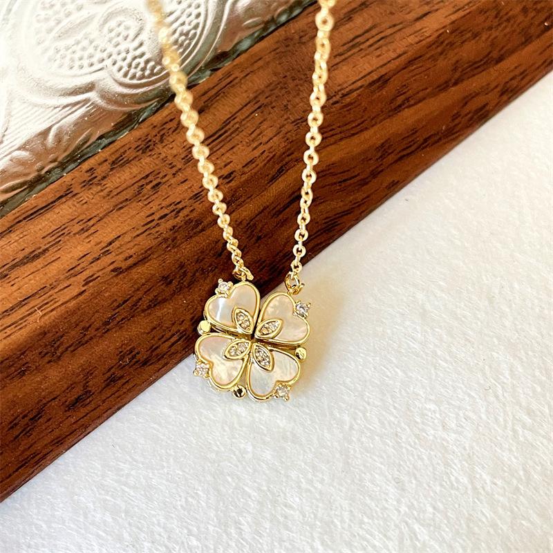 A Multi-Wear Four-Leaf Clover Folding Necklace Net Red Simple Temperament Collarbone Chain Magnetic Attraction Love Heart Ladies Necklace