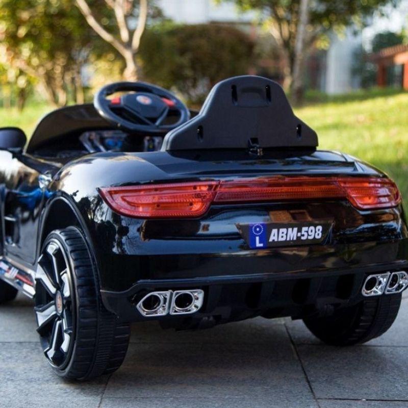 Rechargeable Electric Ride-On Car for Children 1-5, Four-Wheel Drive with Remote Control, Fits One Child.